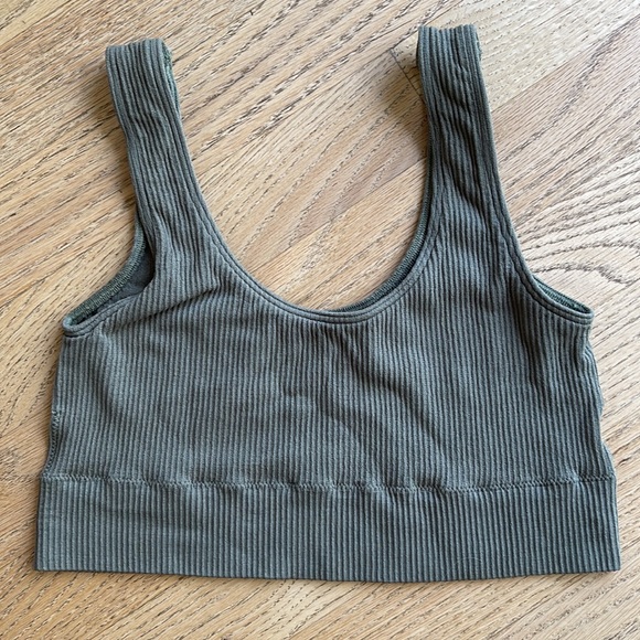 ♻️DONATED DEC. 2023♻️ 
SKIMS Cotton Rib Bralette size L/XL runs small - Picture 2 of 4